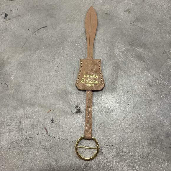 Prada Re-Edition 2005 Beige Gold Keychain/Keyring luggage Tag - Picture 1 of 4